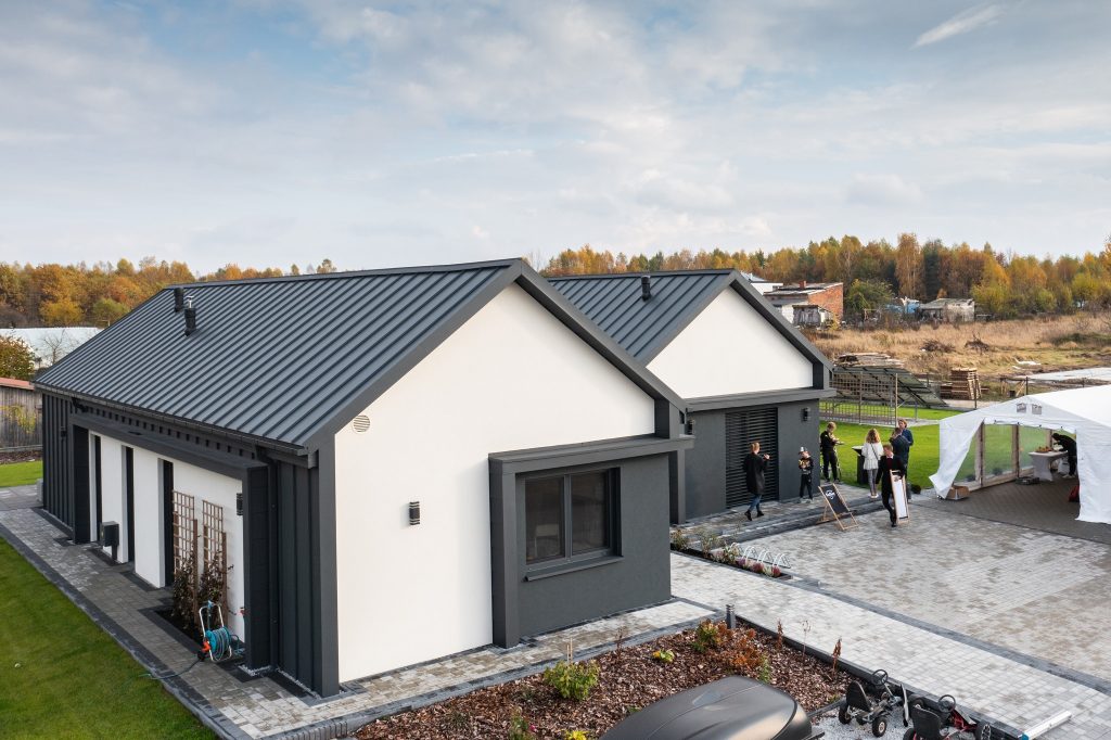 312023048_820803572667360_155321388100065630_n