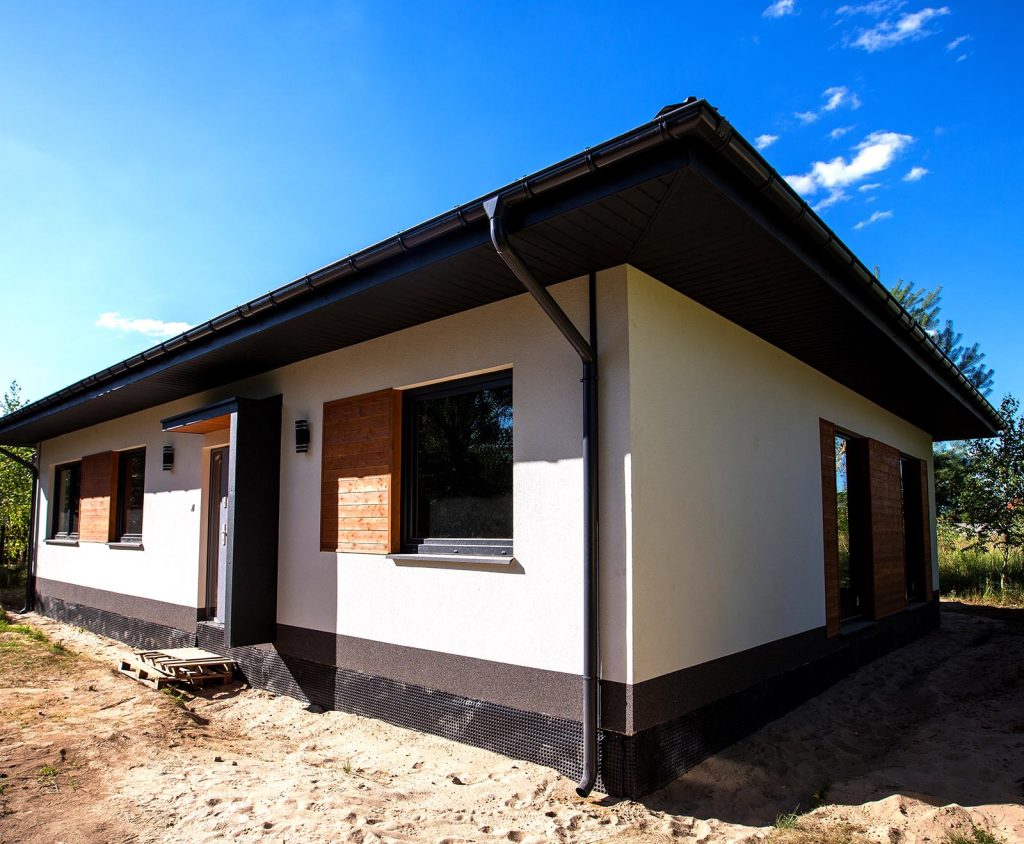 LUNA HOUSE 1
